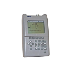 Probador de Antenas Gráfico de uso Rudo, Portátil de 5-520 MHz, Resolución de 20 kHz, Perdida por Retorno, VSWR, Coeficiente de Reflexión (Rho), RS-232.