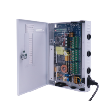 Fuente PREMIUM / 11-15 V / 18 canales / 20 A / Alta tecnología en seguridad / Doble ventilador / Hasta 1.8 Amperes por Salida / Filtro de ruido por canal / Diseño de alta gama. Fuente PREMIUM / 11-15 V / 18 canales / 20 A / Alta tecnología en seguridad / Doble ventilador / Hasta 1.8 Amperes por Salida / Filtro de ruido por canal / Diseño de alta gama.