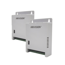 2 Fuentes de Poder Regulada (12 Vcc / 13.5 Vcc / 15 Vcc) para 16 Cámaras / 1 Amp por Salida / Voltaje de Entrada 90 - 130 VCA / Soporta 4K / Modo para Largas Distancias