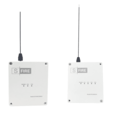 KIT de Transmisor - Receptor inalámbrico / Distancia máxima de transmisión 2500 metros (Linea de vista) / Receptor con 4 salidas