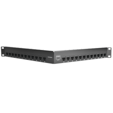 Patch Panel UTP Z-MAX de 24 puertos, Precargado con Jacks Categoría 6, Angulado, 1UR