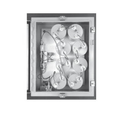 Amplificador Punta de Torre / 806-960 MHz, 8 Cav. de 4