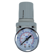 Regulador de Presión Neumática / Puerto G1/4´´ / Presión Máxima Entrada 150 psi / Presión Máxima Salida 150 psi / Caudal Máximo 1180 l/min Regulador de Presión Neumática / Puerto G1/4´´ / Presión Máxima Entrada 150 psi / Presión Máxima Salida 150 psi / Caudal Máximo 1180 l/min