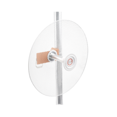 Antena direccional con diseño aerodinámico para minimiza la resistencia al viento, Ganancia de 30 dBi,  frecuencia (4.9 - 6.5 GHz), Polarización doble, incluye montaje para torre o mástil