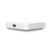 UCG Max Cloud Gateway de 2.5 GbE Compacto con Soporte para hasta 30 Dispositivos UniFi, 300+ Clientes, Enrutamiento IPS de 2.3 Gbps y Almacenamiento 512 GB de Memoria Interna