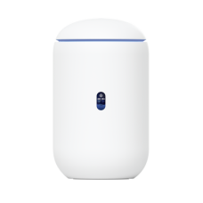 UniFi Dream Router con WiFi 6, 4 puertos LAN Gigabit de los cuales 2 son POE 802.3af. Aplicaciones UniFi Network, Protect y Access pre-instaladas. Pantalla LCD
